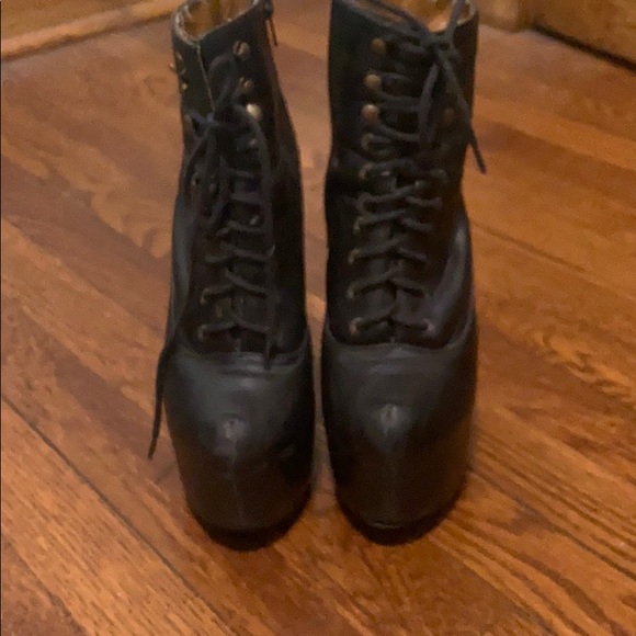 Jeffrey Campbell “Damsel” bootie - Picture 3 of 4